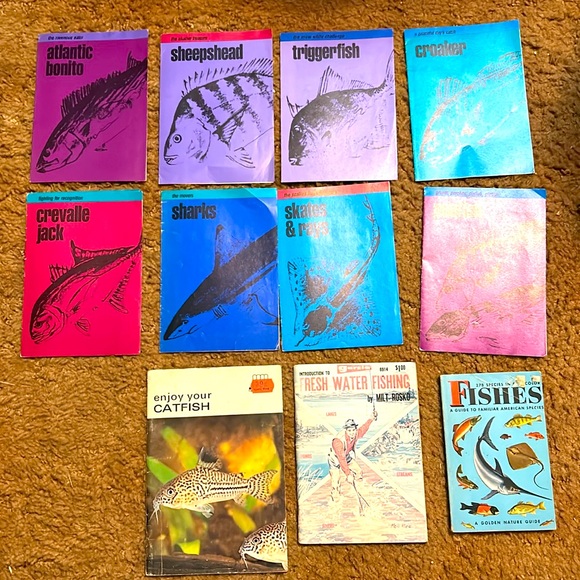 Vintage collection of fishing literature - pamphlets and short books - Picture 1 of 4